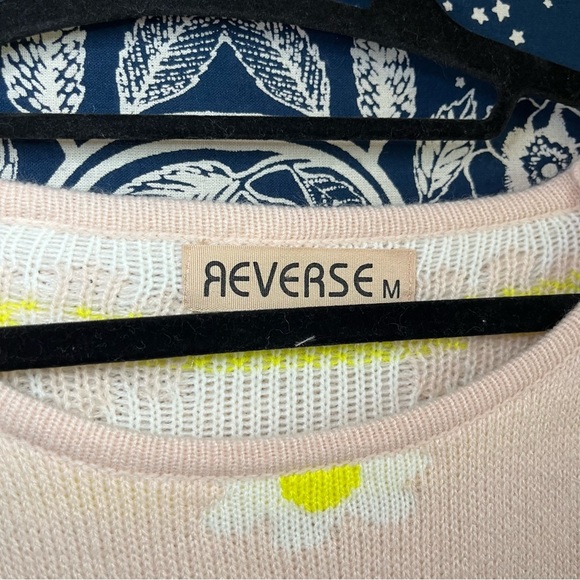 Floral sweater - Picture 3 of 3